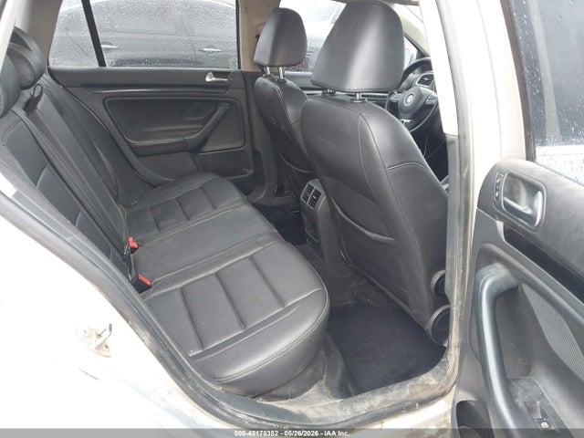 Продажа на аукционе авто 2012 Volkswagen Jetta Sportwagen 2.5l Se, vin: 3VWPP7AJ0CM623871, номер лота: 45178352