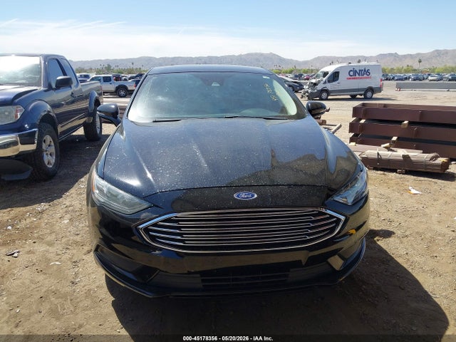 3FA6P0HD2HR172285 Ford FUSION SE