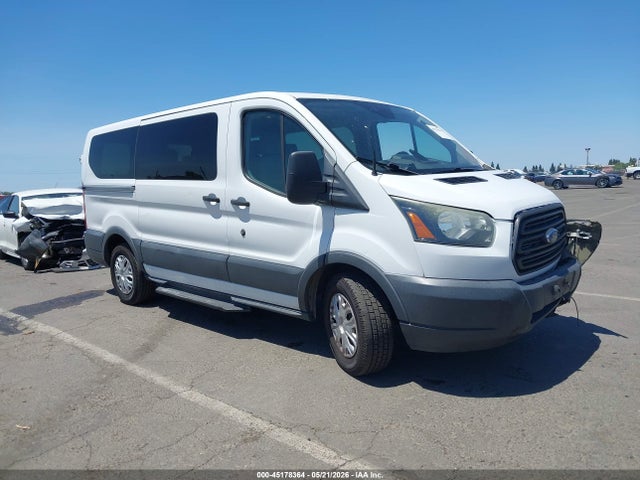 45178364 :رقم المزاد ، 1FMZK1YM1FKA67276 vin ، 2015 Ford Transit-150 Xlt مزاد بيع