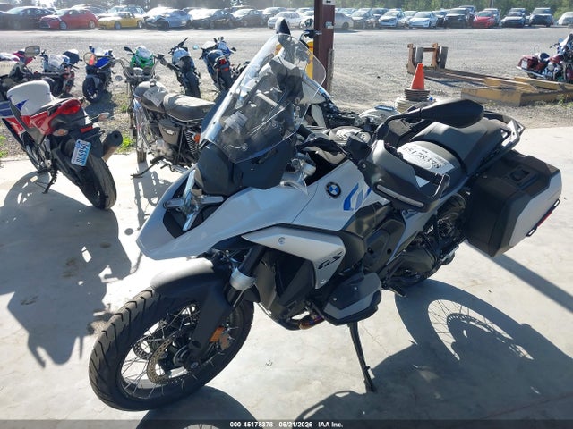Продажа на аукционе авто 2024 Bmw R 1300 Gs, vin: WB10M2307R6J12569, номер лота: 45178378