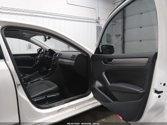 Auction sale of the 2014 Volkswagen Passat 2.0l Tdi Se, vin: 1VWBN7A30EC090796, lot number: 45178384