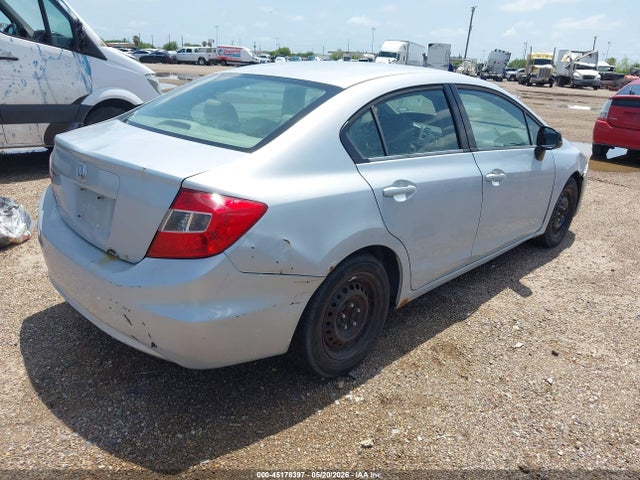 Продаж на аукціоні авто 2012 Honda Civic Lx, vin: 2HGFB2F52CH555844, номер лоту: 45178397