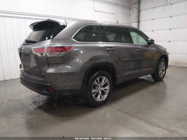 2015 Toyota Highlander Le Plus V6 მანქანა იყიდება აუქციონზე, vin: 5TDZKRFH2FS082452, აუქციონის ნომერი: 45178402