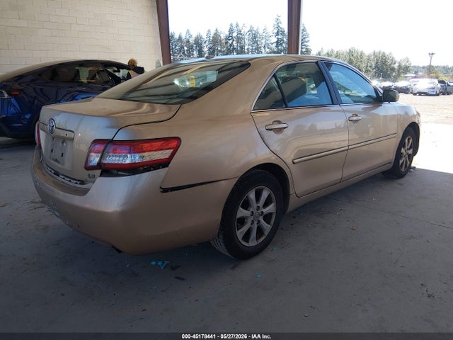 45178441 :رقم المزاد ، 4T1BF3EK9BU212146 vin ، 2011 Toyota Camry Le مزاد بيع
