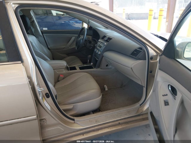 45178441 :رقم المزاد ، 4T1BF3EK9BU212146 vin ، 2011 Toyota Camry Le مزاد بيع