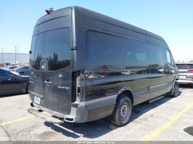 45178444 :رقم المزاد ، WDZPE8CC9F5970588 vin ، 2015 Mercedes-benz Sprinter 2500 High  Roof مزاد بيع