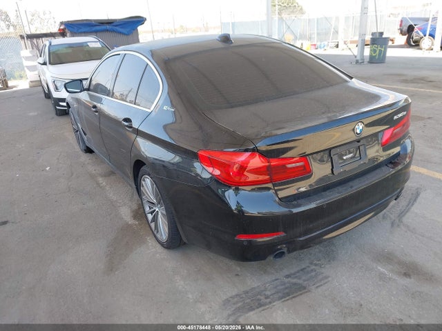 BMW 530e Iperformance 2019 WBAJA9C54KB392854 Image 3