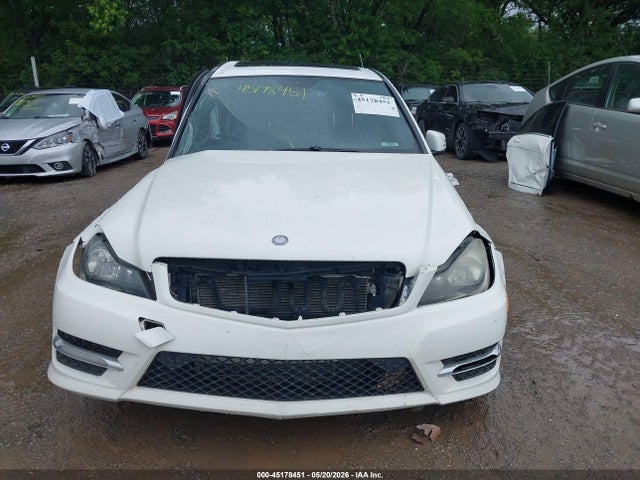 Aukcja sprzedaży 2013 Mercedes-benz C 300 Sport 4matic, vin: WDDGF8AB3DR266244, numer aukcji: 45178451