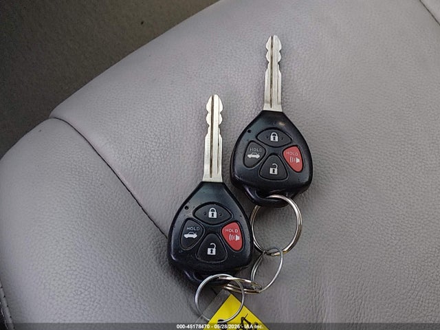 45178470 :رقم المزاد ، 4T4BF3EK7AR011429 vin ، 2010 Toyota Camry Le مزاد بيع