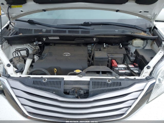 Toyota Sienna Xle 8 Passenger 2015 5TDYK3DC3FS576674 Image 10