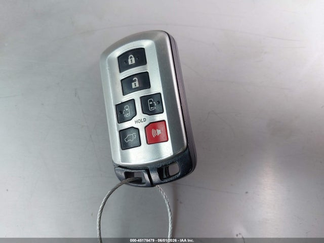 Toyota Sienna Xle 8 Passenger 2015 5TDYK3DC3FS576674 Image 11