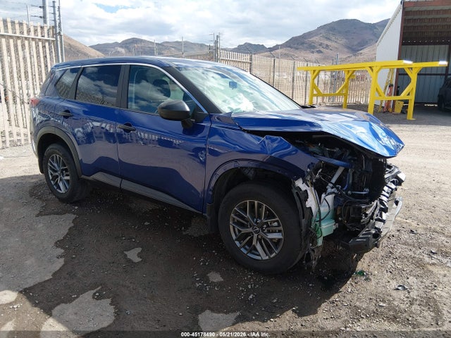Nissan Rogue S Fwd 2023 5N1BT3AA8PC753899 головне зображення
