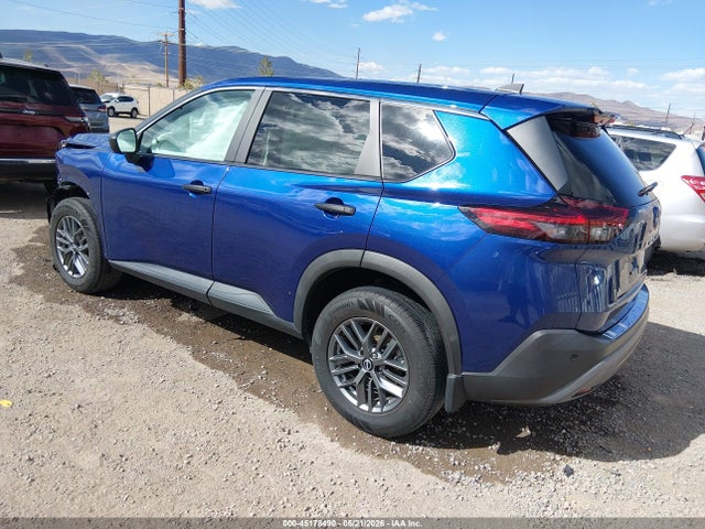 5N1BT3AA8PC753899 Nissan Rogue S Fwd