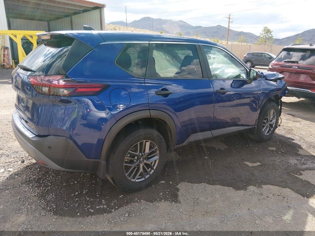 5N1BT3AA8PC753899 Nissan Rogue S Fwd