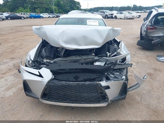 Auction sale of the 2018 Lexus Is 300, vin: JTHBA1D25J5072726, lot number: 45178554