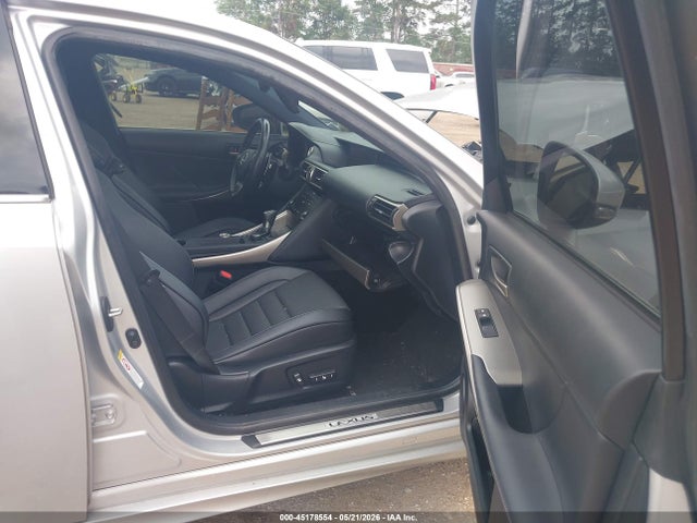 Auction sale of the 2018 Lexus Is 300, vin: JTHBA1D25J5072726, lot number: 45178554