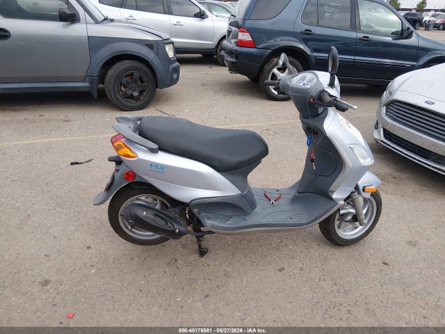 Aukcja sprzedaży 2008 Piaggio Fly 50, vin: ZAPC446B184000318, numer aukcji: 45178581