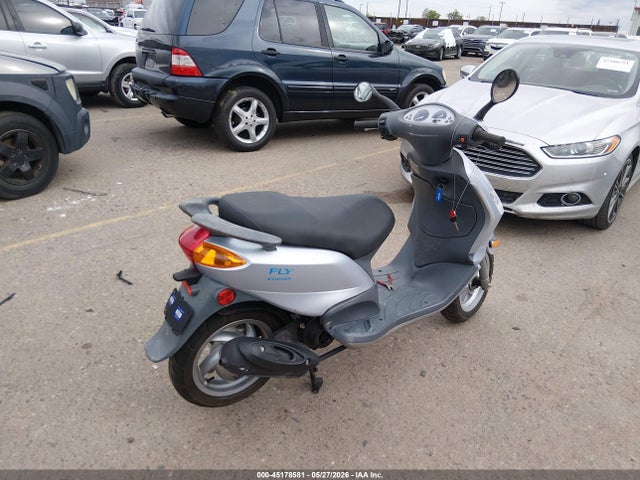 Aukcja sprzedaży 2008 Piaggio Fly 50, vin: ZAPC446B184000318, numer aukcji: 45178581