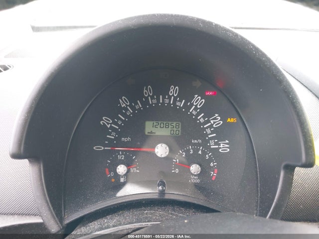 Продаж на аукціоні авто 2002 Volkswagen New Beetle Gls, vin: 3VWCB21C62M442421, номер лоту: 45178591