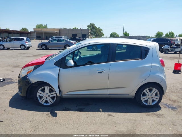 Chevrolet Spark 1lt Cvt 2015 KL8CD6S99FC719599 Image 14