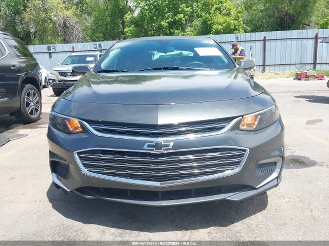 1G1ZE5STXHF180814 Chevrolet MALIBU 1LT