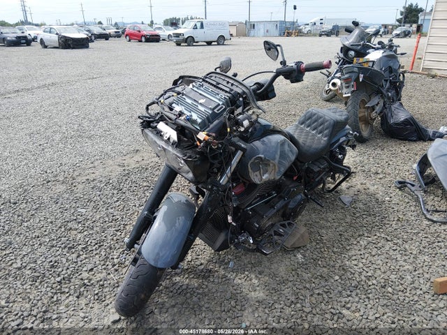 Harley-Davidson FLTRXS 2022 1HD1KTP17NB621812 Image 2