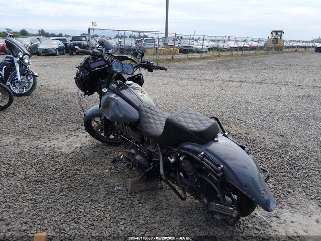 Harley-Davidson FLTRXS 2022 1HD1KTP17NB621812 Image 3