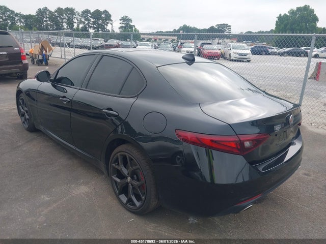 45178692 :رقم المزاد ، ZARFAMBN9M7644042 vin ، 2021 Alfa Romeo Giulia Ti Rwd مزاد بيع