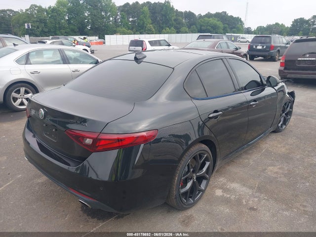 45178692 :رقم المزاد ، ZARFAMBN9M7644042 vin ، 2021 Alfa Romeo Giulia Ti Rwd مزاد بيع