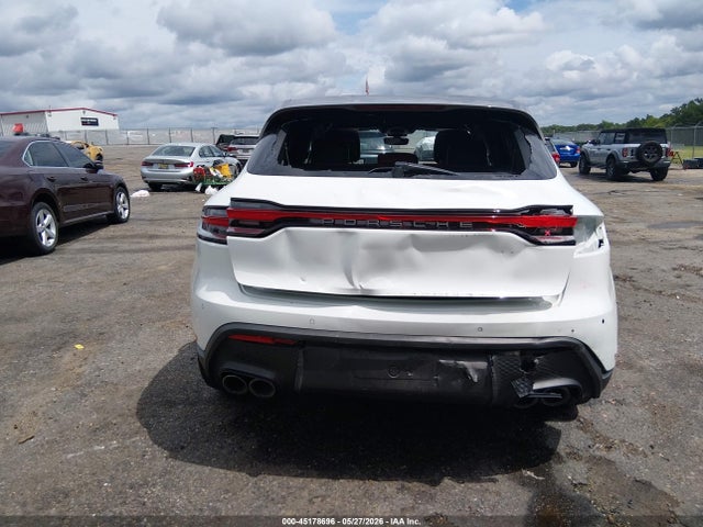 Auction sale of the 2025 Porsche Macan T, vin: WP1AA2A54SLB09231, lot number: 45178696