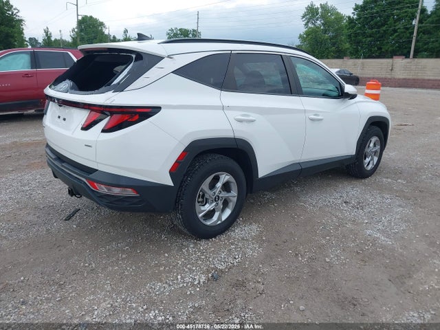 Hyundai TUCSON SEL 2024 5NMJBCDE4RH342795 Image 4