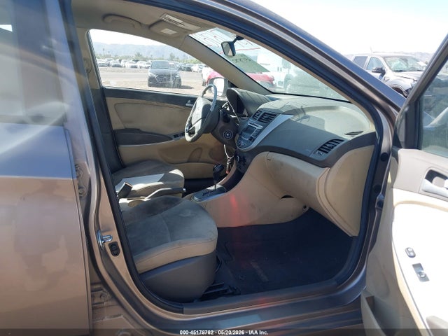 45178782 :رقم المزاد ، KMHCT4AE8EU721541 vin ، 2014 Hyundai Accent Gls مزاد بيع