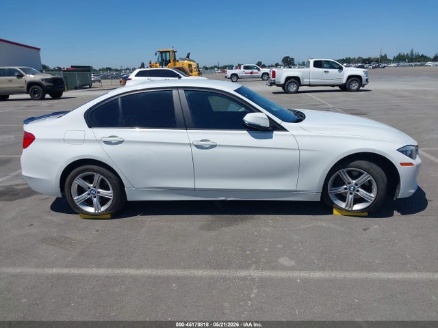 WBA3B1G57FNT03543 BMW 320i