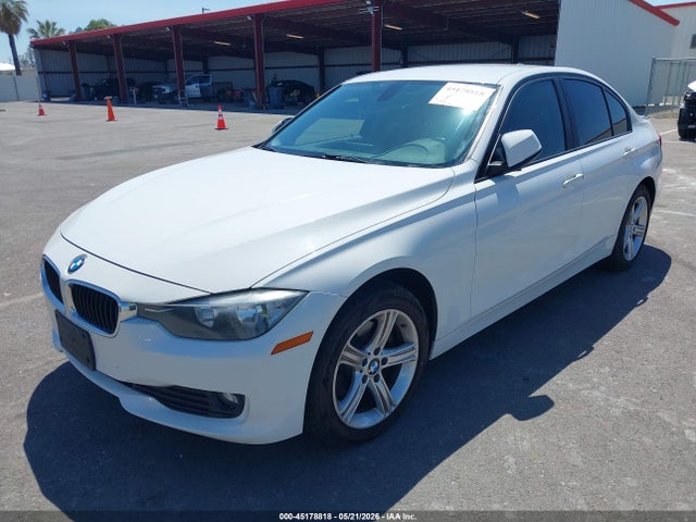 WBA3B1G57FNT03543 BMW 320i