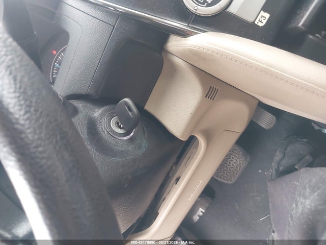 45178880 :رقم المزاد ، 4T4BF1FK6ER410728 vin ، 2014 Toyota Camry Le مزاد بيع