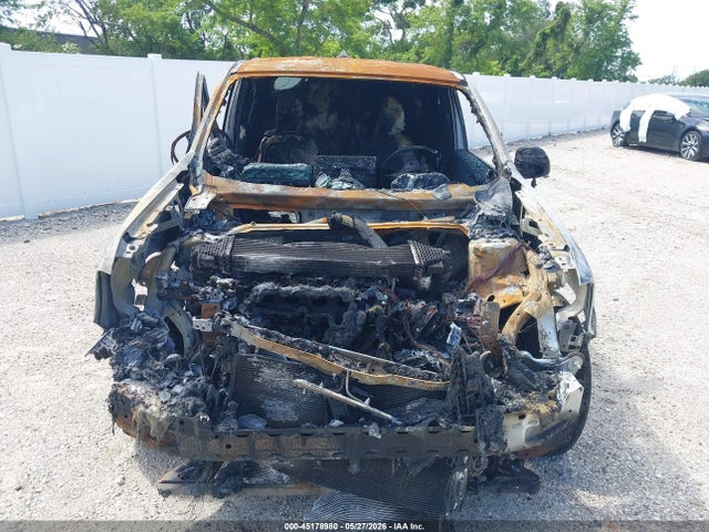2025 Ford Maverick Xl მანქანა იყიდება აუქციონზე, vin: 3FTTW8BA6SRB02633, აუქციონის ნომერი: 45178980