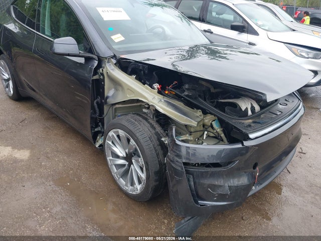Продажа на аукционе авто 2026 Tesla Model Y All-wheel Drive/long Range Launch Series/premium All-wheel Drive, vin: 7SAYGDEE9TA390998, номер лота: 45179080