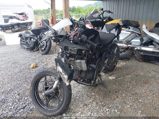 45179090 :رقم المزاد ، JKAEXKH19JDA08261 vin ، 2018 Kawasaki Ex400 مزاد بيع