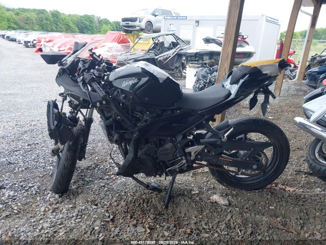 45179090 :رقم المزاد ، JKAEXKH19JDA08261 vin ، 2018 Kawasaki Ex400 مزاد بيع