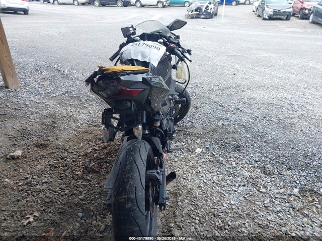 45179090 :رقم المزاد ، JKAEXKH19JDA08261 vin ، 2018 Kawasaki Ex400 مزاد بيع
