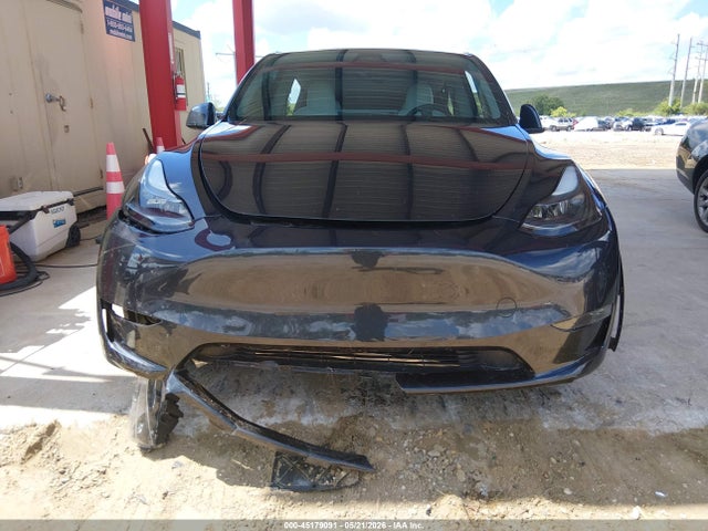 Продажа на аукционе авто 2024 Tesla Model Y Performance Dual Motor All-wheel Drive, vin: 7SAYGDEF4RF029389, номер лота: 45179091