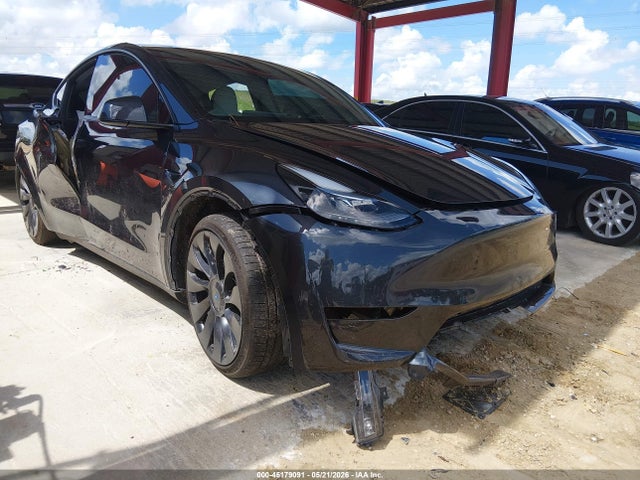 Продажа на аукционе авто 2024 Tesla Model Y Performance Dual Motor All-wheel Drive, vin: 7SAYGDEF4RF029389, номер лота: 45179091