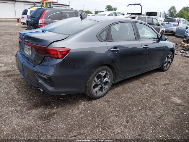2019 Kia Forte Lxs მანქანა იყიდება აუქციონზე, vin: 3KPF24AD8KE078520, აუქციონის ნომერი: 45179094