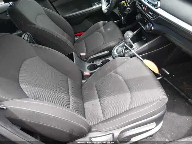 2019 Kia Forte Lxs მანქანა იყიდება აუქციონზე, vin: 3KPF24AD8KE078520, აუქციონის ნომერი: 45179094