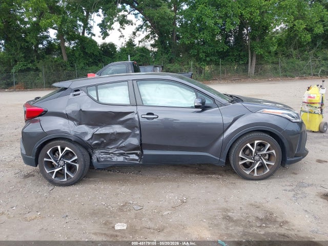 NMTKHMBX8MR136350 Toyota C-HR XLE