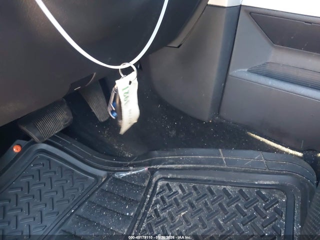 45179110 :رقم المزاد ، 1D7RV1CT7BS573334 vin ، 2011 Ram Ram 1500 Laramie مزاد بيع