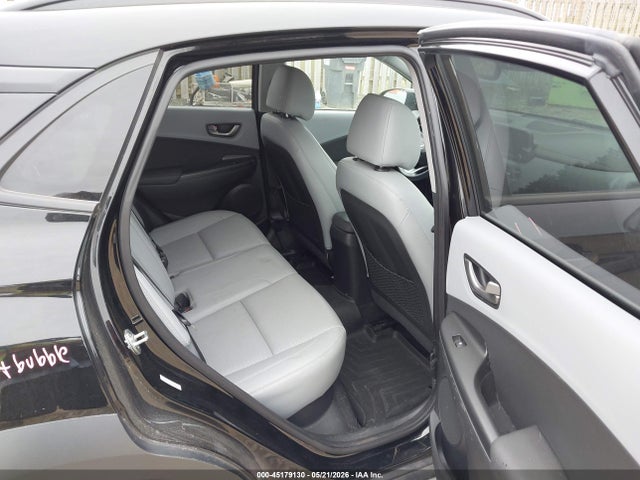 45179130 :رقم المزاد ، KM8K3CA53KU301686 vin ، 2019 Hyundai Kona Limited مزاد بيع