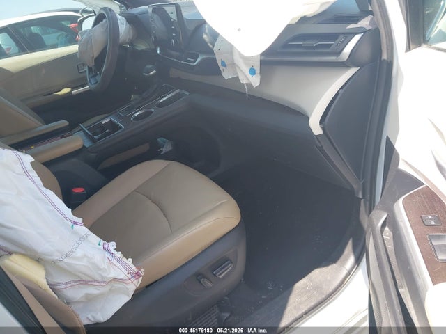 45179180 :رقم المزاد ، 5TDYRKEC8NS135481 vin ، 2022 Toyota Sienna Xle مزاد بيع