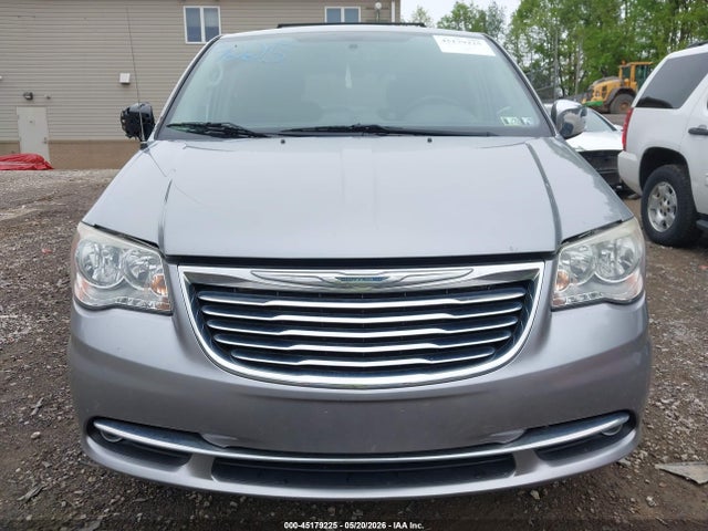 2014 Chrysler Town & Country Touring-l მანქანა იყიდება აუქციონზე, vin: 2C4RC1CGXER192232, აუქციონის ნომერი: 45179225