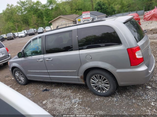 2014 Chrysler Town & Country Touring-l მანქანა იყიდება აუქციონზე, vin: 2C4RC1CGXER192232, აუქციონის ნომერი: 45179225